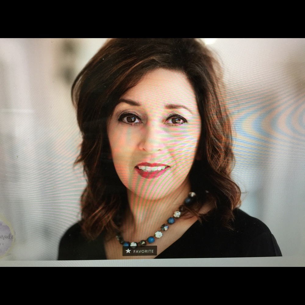 Meet your Posher, Mindi